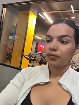 Snapshot of Anavalle chatting on 02/06/26, 07:17 Anavalle online show from 02/06/26, 07:17