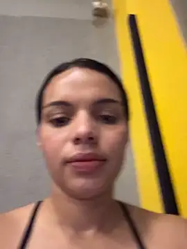 Snapshot of Anavalle chatting on 02/19/26, 07:21 Anavalle online show from 02/19/26, 07:21