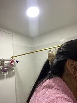 IsabellaJoness  online show from 10/17/25, 10:29