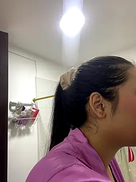 IsabellaJoness  online show from 10/22/25, 12:16