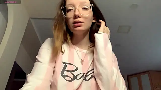 KrystinFunches online show from 11/30/25, 08:29