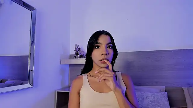 Ivana Hall online show from 11/28/25, 08:00