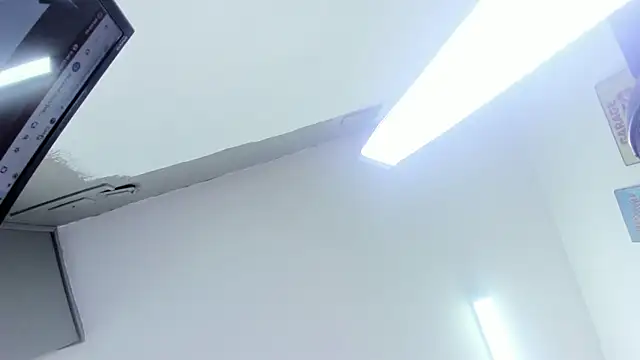 emperatris 23 online show from 11/19/25, 11:32