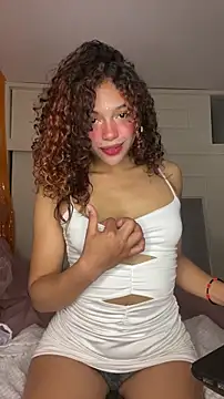 PrettyLia online show from 10/26/25, 08:48