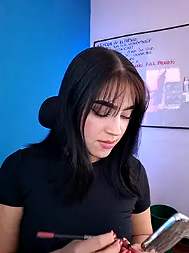 Zafira  online show from 11/12/25, 05:24