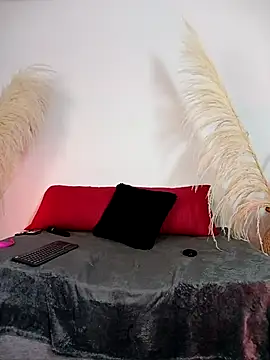 Zafira  online show from 11/29/25, 04:32