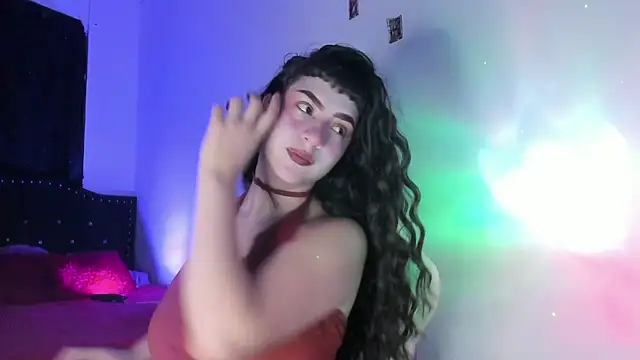 kitty  chs online show from 04/15/26, 03:57