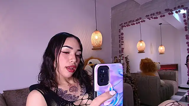 Snapshot of Candy_dim chatting on 11/28/25, 10:01 Candy dim online show from 11/28/25, 10:01