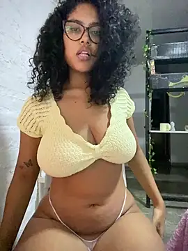 miiabrown18 online show from 05/13/26, 01:14
