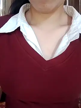 Lover-loverxx online show from 11/05/25, 01:49