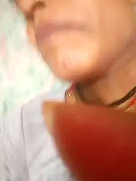 Snapshot of Cuty_kinjal chatting on 06/29/26, 05:35 Cuty kinjal online show from 06/29/26, 05:35