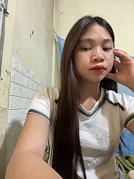 Mayy1 online show from 04/18/26, 02:59