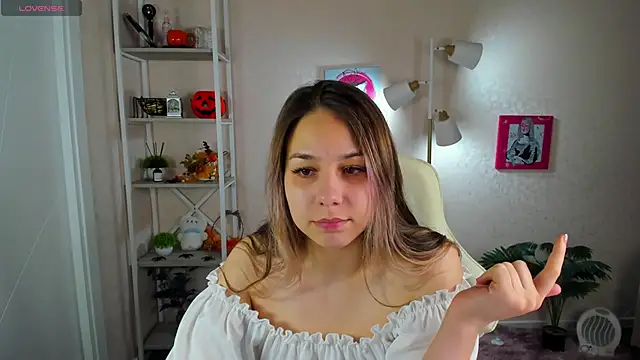 Al1ice Moures online show from 11/22/25, 12:42