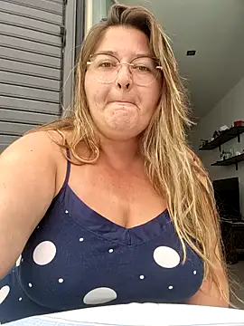 HornyBella88 online show from 09/25/25, 09:35