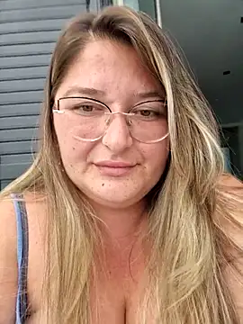 HornyBella88 online show from 09/26/25, 07:45