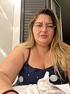 HornyBella88 online show from 10/19/25, 08:15