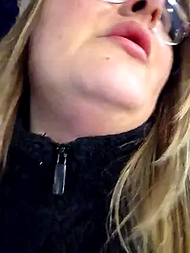 HornyBella88 online show from 01/11/26, 04:45