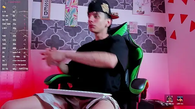 Skinny batman online show from 12/21/25, 08:27