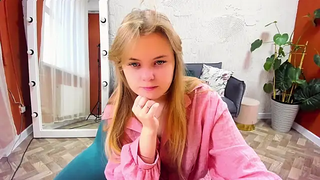 Melissa 199 online show from 11/21/25, 04:11