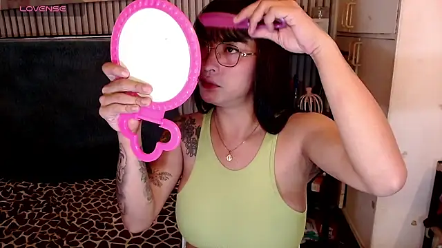 YourDreamTrans online show from 10/21/25, 03:51