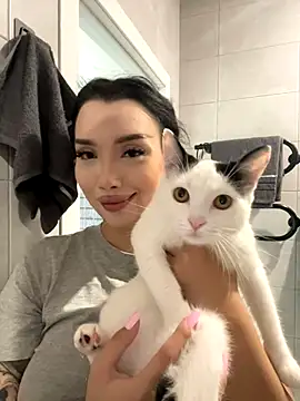 Snapshot of kiss_Lissa chatting on 10/28/25, 09:46 kiss Lissa online show from 10/28/25, 09:46