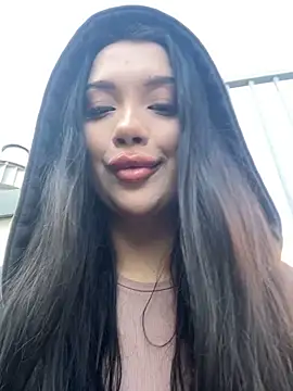 Snapshot of kiss_Lissa chatting on 11/28/25, 09:45 kiss Lissa online show from 11/28/25, 09:45