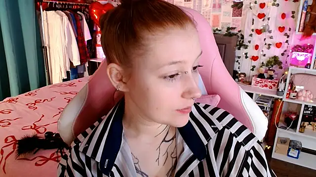 Ayla Hicks online show from 03/08/26, 04:16