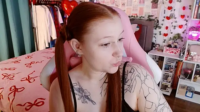 Ayla Hicks online show from 03/09/26, 04:05