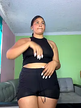 Snapshot of LUNA_YOUNG_ chatting on 09/24/25, 03:59 LUNA YOUNG online show from 09/24/25, 03:59