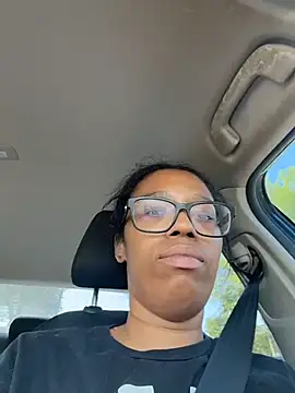 YeahhhitsBreezy online show from 08/05/26, 10:33