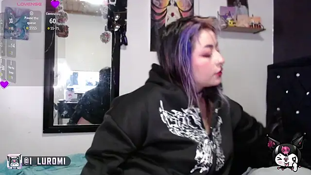 Snapshot of Iluromi chatting on 02/26/26, 03:00 Iluromi online show from 02/26/26, 03:00