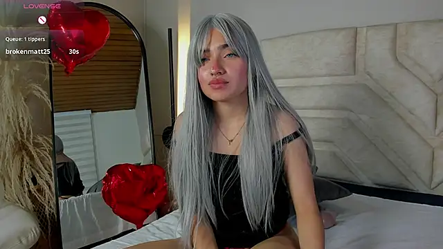 cherry bunnyx online show from 02/15/26, 07:51