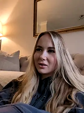 BarbieDolly x online show from 10/15/25, 03:56