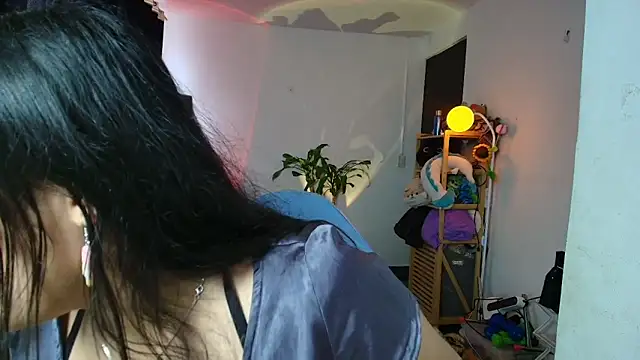 Hinata 21  online show from 05/29/26, 09:13