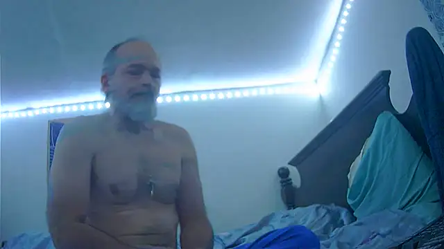 HippieDad333 online show from 12/21/25, 10:28