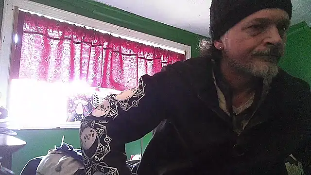 HippieDad333 online show from 04/06/26, 05:14