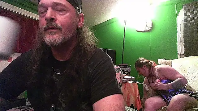 HippieDad333 online show from 04/14/26, 03:01