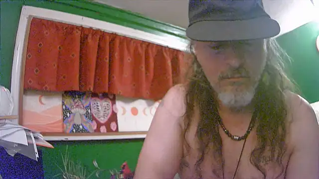 HippieDad333 online show from 06/17/26, 01:41