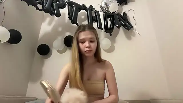 CandysRose online show from 04/10/26, 09:19