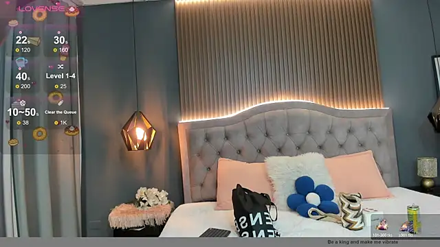 Tiffany  charm  online show from 12/21/25, 03:24