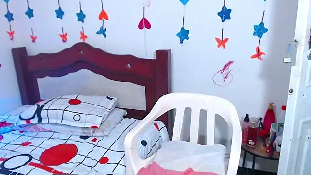 lorenacapelli online show from 03/24/26, 12:15