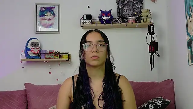 LucyDerby online show from 02/10/26, 02:59