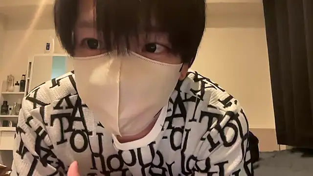 tora3220 online show from 06/01/26, 02:08