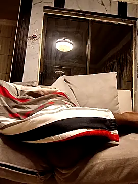 EscortedBankrupt online show from 12/19/25, 01:34