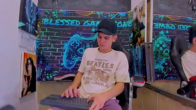 liam coleman25 online show from 02/12/26, 04:07