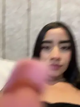 Snapshot of ISABELFORYOU1 chatting on 12/03/25, 03:14 ISABELFORYOU1 online show from 12/03/25, 03:14