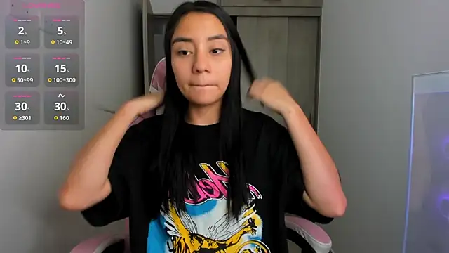 Snapshot of ISABELFORYOU1 chatting on 12/18/25, 12:17 ISABELFORYOU1 online show from 12/18/25, 12:17