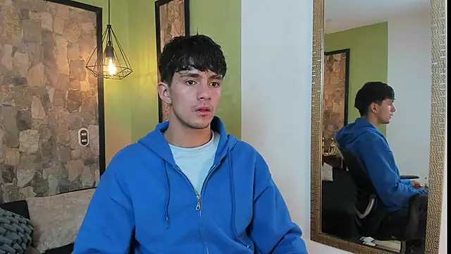 Snapshot of Axel_Draven chatting on 11/19/25, 11:21 Axel Draven online show from 11/19/25, 11:21