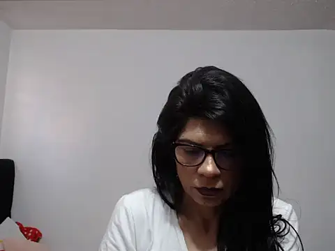 abrilsex23 online show from 10/05/25, 09:24