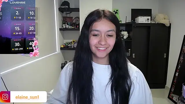 Snapshot of elaine_sun1 chatting on 04/30/26, 10:14 elaine sun1 online show from 04/30/26, 10:14